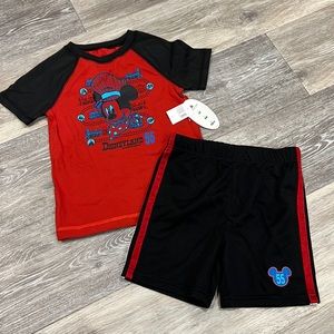 Mickey Railroad Disneyland Shirt and Shorts red black set NWT 4T